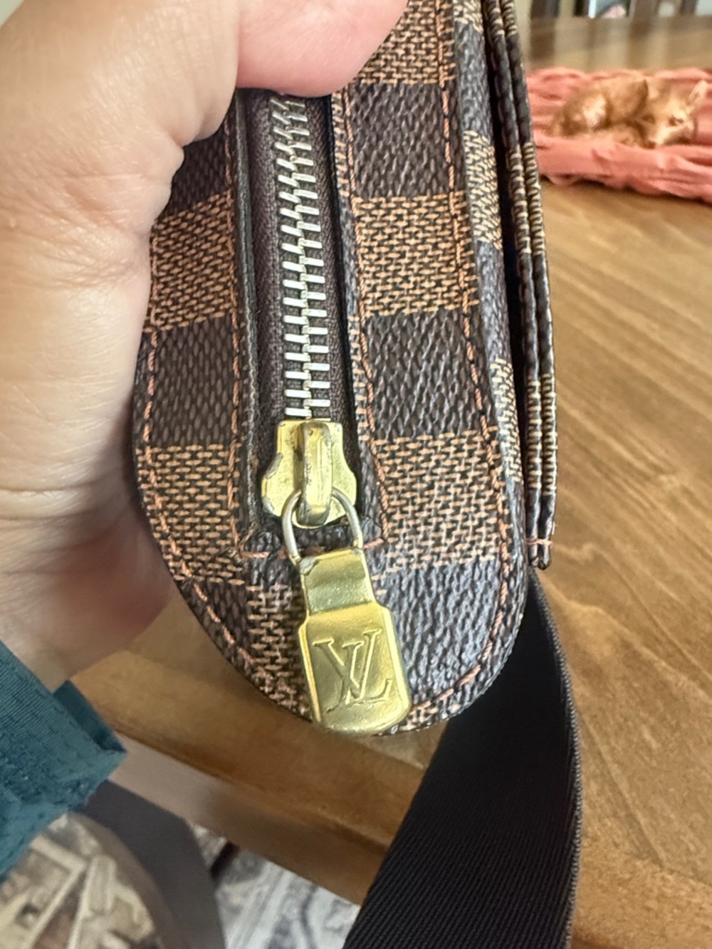 Louis Vuitton Damier Ebene Geronimo Belt Bag - Picture 4 of 9